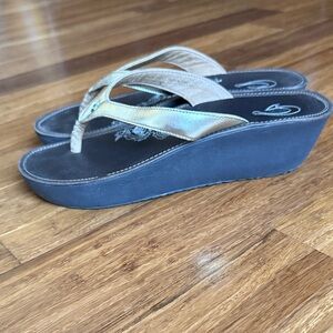 OluKai Gold and Brown Sandals